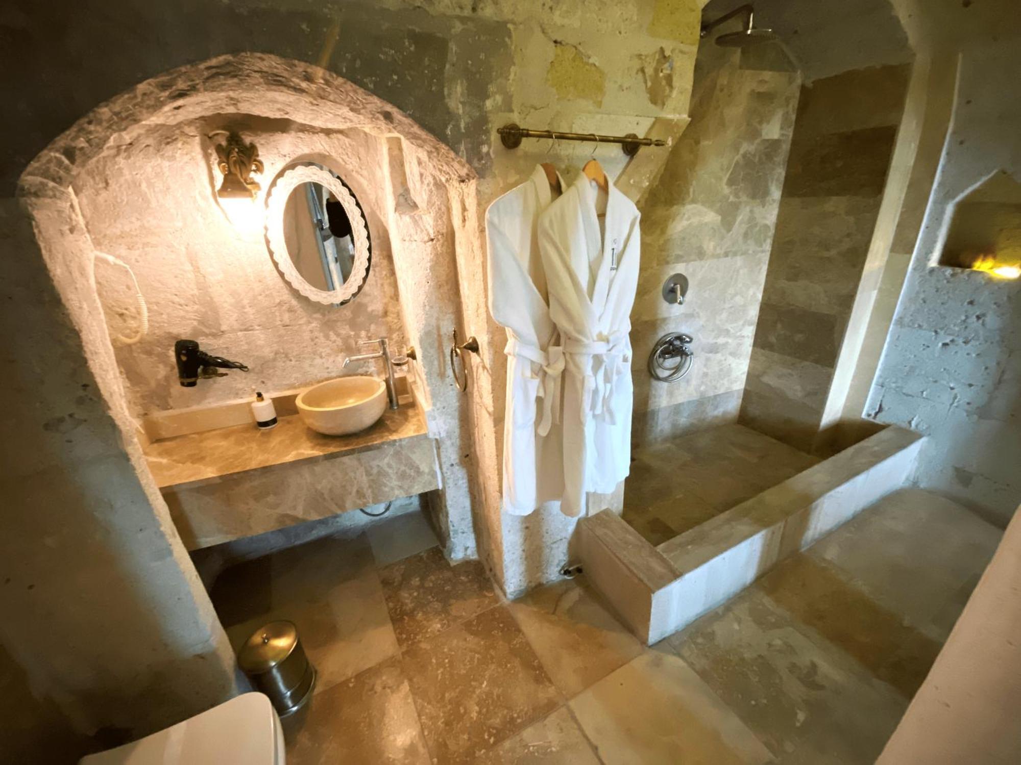Mimi Cappadocia Luxury Cave Hotel 乌奇希萨尔 外观 照片